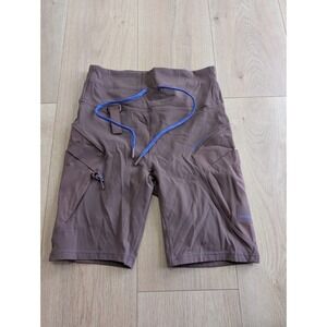 LULULEMON Cargo Super-High-Rise Hiking Short 8" Size 6 Dark Oxide